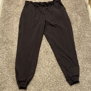 Lululemon athletics stretch HR joggers size 12